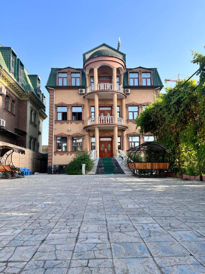 Alisher Hotel Doesjanbe Buitenkant foto