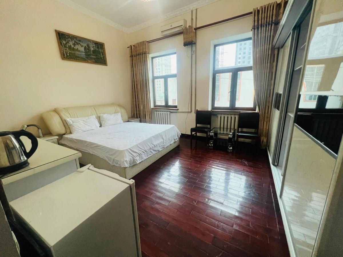 Alisher Hotel Doesjanbe Buitenkant foto
